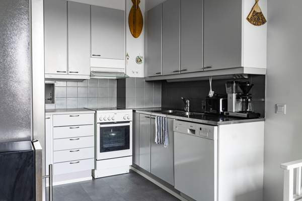 3h + k + kph + s + las.parveke  Helsinki - valokuva 4