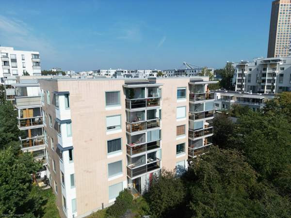 3h + k + kph + s + las.parveke  Helsinki - valokuva 1