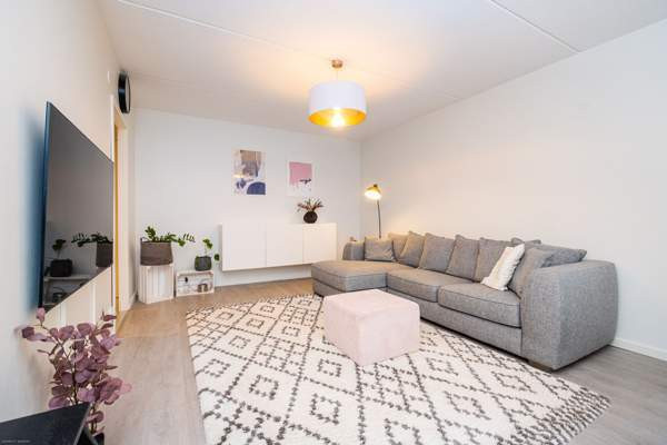 2h + kk + kph + lasitettu parveke  Espoo - photo 1