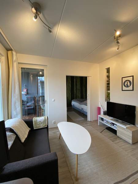 2h + kk + s + p  Helsinki - valokuva 8