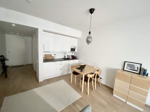 1h + avok  Helsinki - valokuva 2