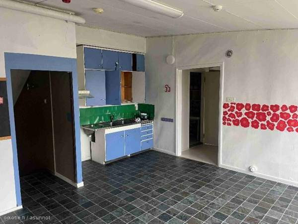 10h + k + s + p + 4wc + 2kph + varastot + ullakko  Orivesi - изображение 6