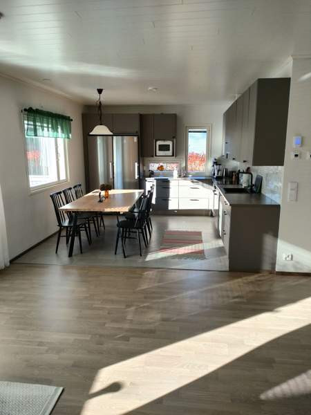 5h + k + s + ph + khh + vh + wc + eteinen + tuulik  Siuntio – foto 3