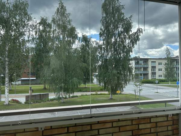 2 h + k+ kph, lasitettu parveke.  Iisalmi – foto 1