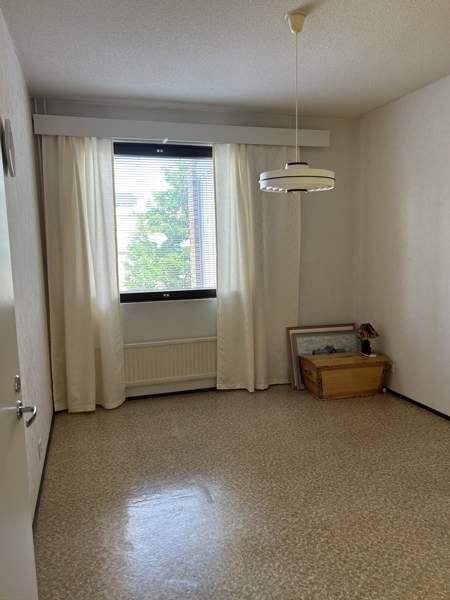 2 h + k+ kph, lasitettu parveke.  Iisalmi – foto 4