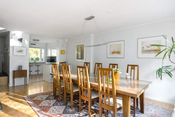 4вЂ“5 h, avokeittiö, rt, 2 erill. wc, 1 kph jossa wc  Helsinki - valokuva 3