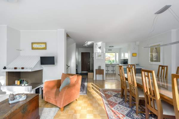 4вЂ“5 h, avokeittiö, rt, 2 erill. wc, 1 kph jossa wc  Helsinki - valokuva 4