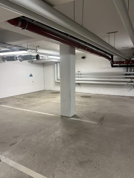 Parkkihalli  Hämeenlinna - valokuva 1