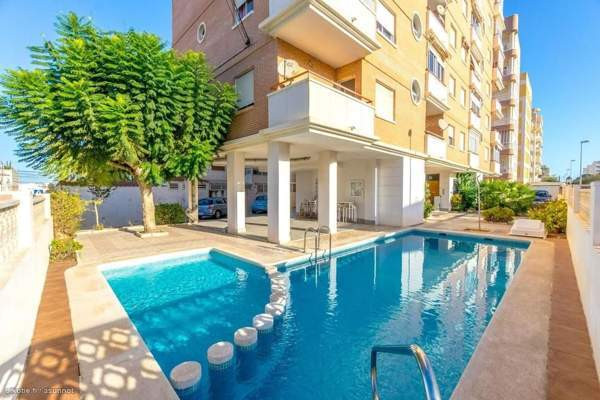 4h  Torrevieja - valokuva 1