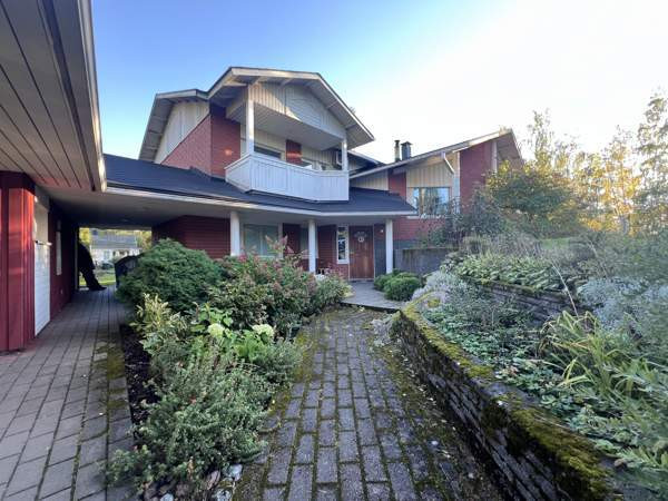 6h + s + p + kellari  Chukotskiy Avtonomnyy Okrug - valokuva 1