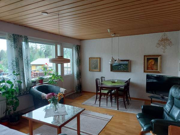 4h + keittiö, sauna ja pesutilat, wc, parveke  Nurmes - valokuva 2