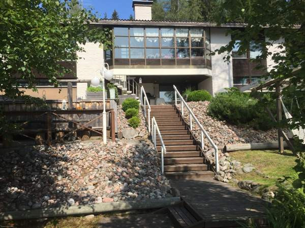 5mh+2vh+k+ruokailu tila+oloh+takkah+työh+khh+2wc+s  Varkaus - valokuva 1