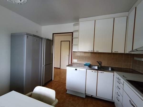 5 h + k + s +kph+2 wc+2 vh+ khh+ parveke+ ulkovara  Raisio - valokuva 4