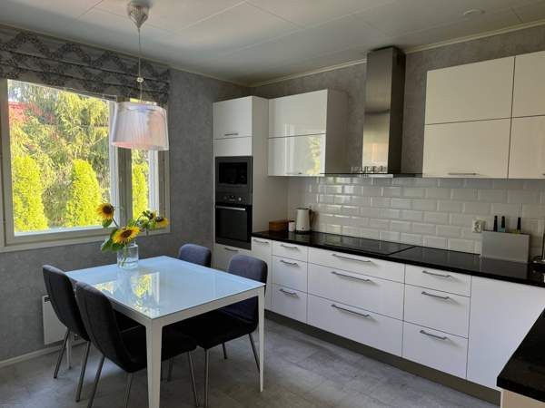 5h + k + 2xkph + aula + sauna + erillinen wc + p +  Vantaa - photo 1