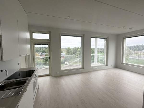 3h + sauna + kph + keittiö + parveke  Kirkkonummi - photo 4