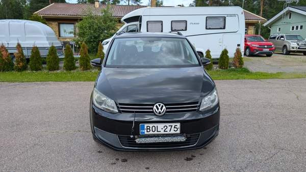 Volkswagen Touran Oulu - photo 2