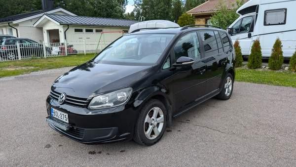 Volkswagen Touran Оулу - изображение 1