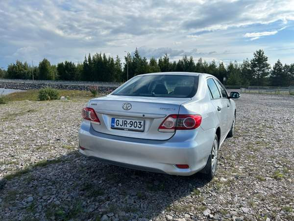 Toyota Corolla Oulu - valokuva 3