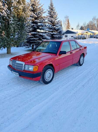 Mercedes-Benz 190 Lapua - valokuva 1