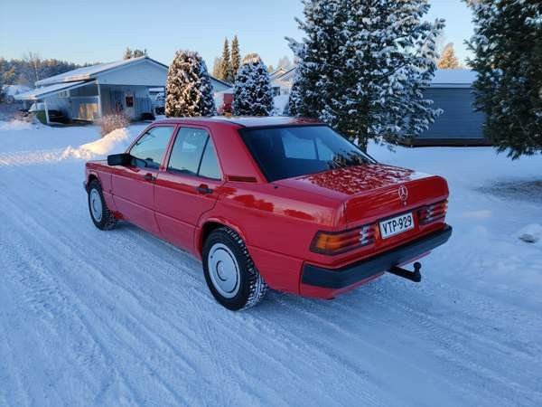 Mercedes-Benz 190 Lapua - valokuva 4