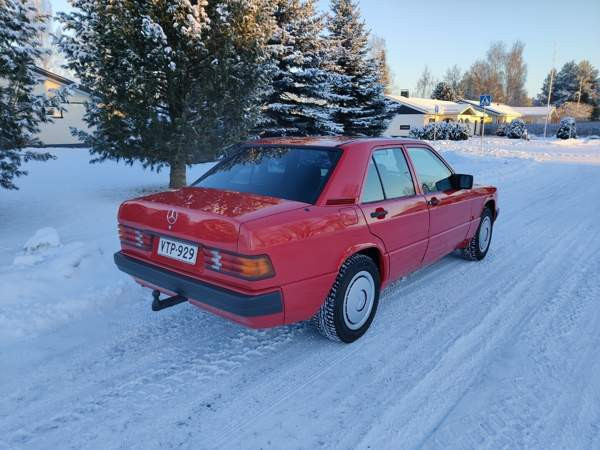 Mercedes-Benz 190 Lapua - valokuva 3