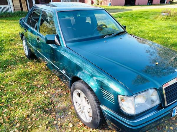 Mercedes-Benz 300 Pihtipudas - изображение 1