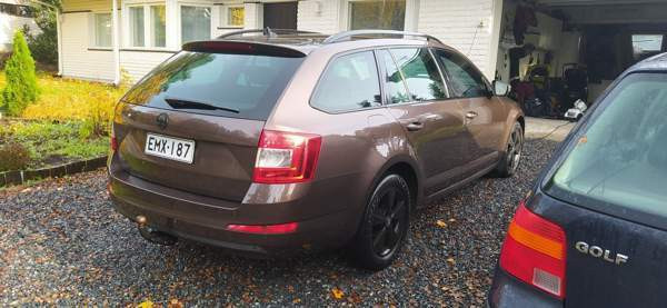 Skoda Octavia Macau - photo 4