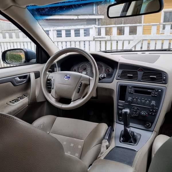 Volvo V70 Turtkul - photo 1
