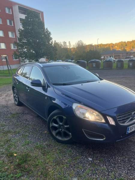 Volvo V60 Sarov - valokuva 7