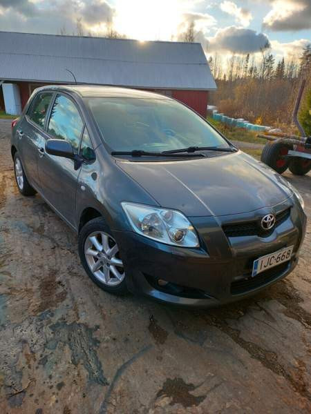 Toyota Auris Sysmä – foto 2
