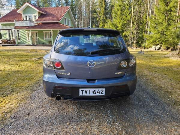 Mazda 3 Jyväskylä - valokuva 3