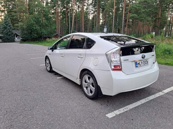 Toyota Prius Запорожская область - изображение 6