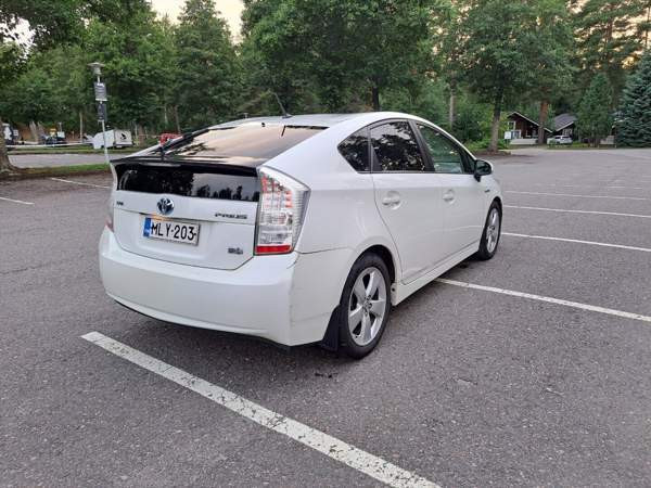 Toyota Prius Zaporiz'ka Oblast' - valokuva 4