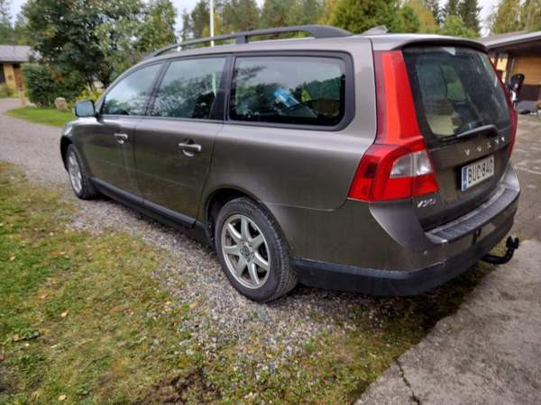 Volvo V70 Sotkamo - valokuva 3