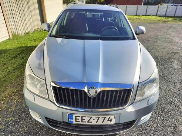 Skoda Octavia Kemin - valokuva 1