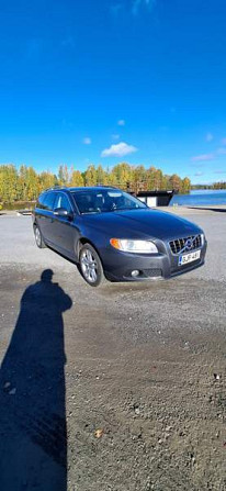 Volvo V70 Tampere - photo 2