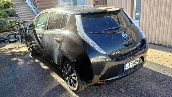 Nissan Leaf Espoo - valokuva 3