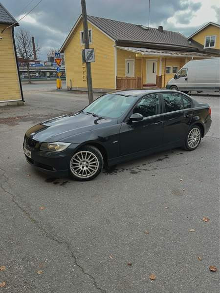BMW 320 Forssa - valokuva 2