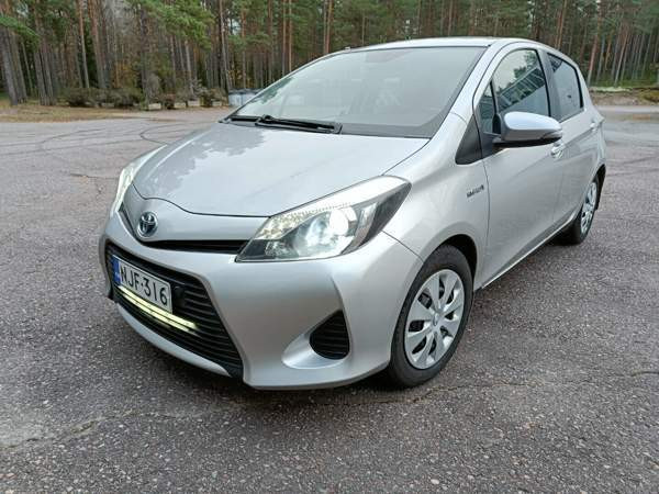 Toyota Yaris Paimio - изображение 1