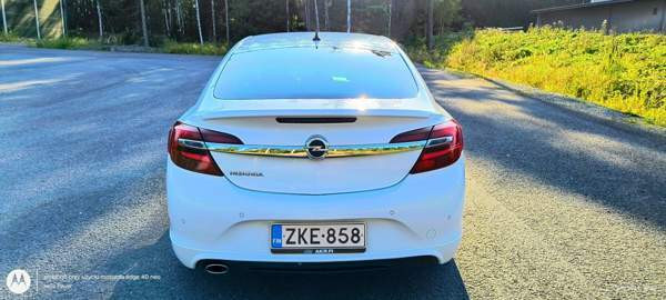 Opel Insignia Macau - valokuva 6