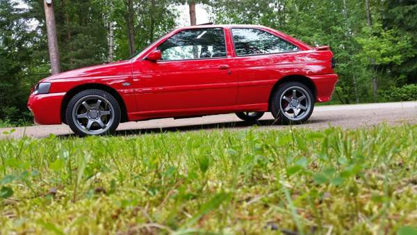 Ford Escort Коувола - изображение 2