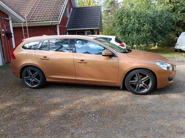 Volvo V60 Kontiolahti - изображение 4
