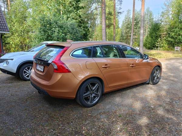Volvo V60 Kontiolahti - изображение 5