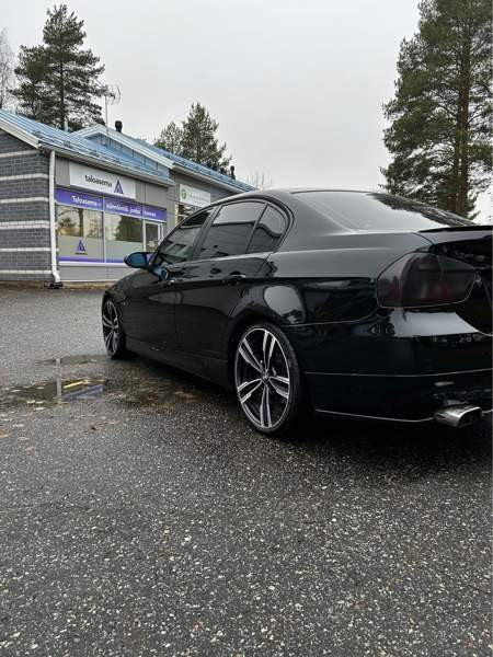 BMW 325 Kajaani - valokuva 5