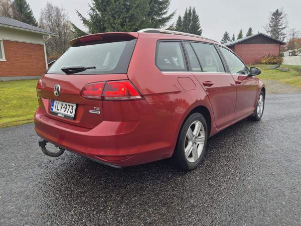 Volkswagen Golf Каяни - изображение 3