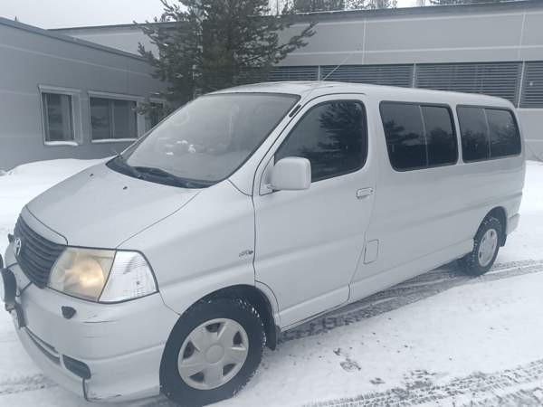 Toyota Hiace Yloejaervi - photo 2