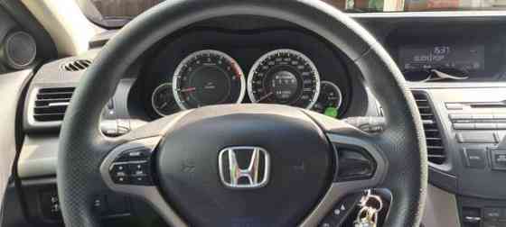 Honda Accord Luga