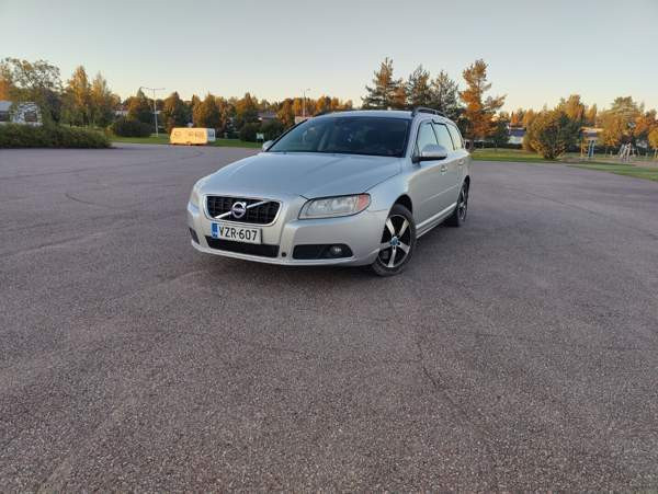 Volvo V70 Ikaalinen - valokuva 1