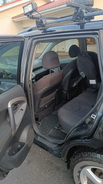 Toyota RAV4 Сейняйоки - изображение 7