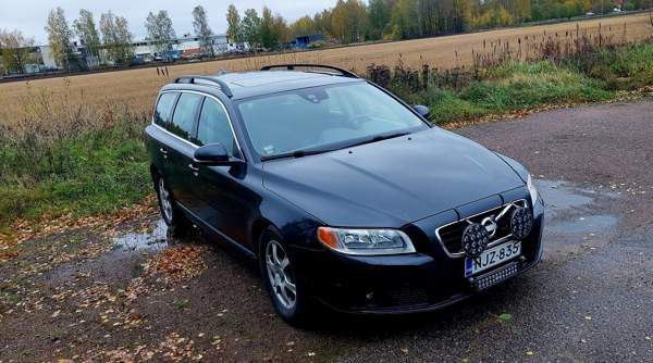 Volvo V70 Chukotskiy Avtonomnyy Okrug - valokuva 2